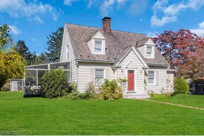 217 Park Ave, Lopatcong Township, NJ 08865 - Photo 2