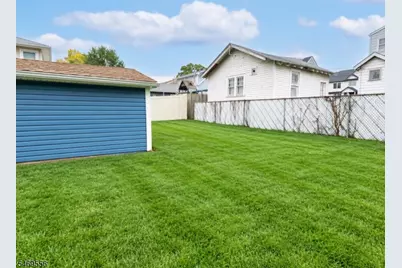 729 Union Ave, Kenilworth, NJ 07033 - Photo 32