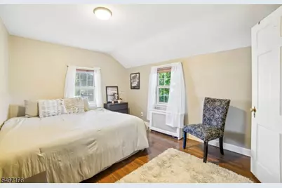 188 N Livingston Ave, Livingston Twp., NJ 07039 - Photo 16