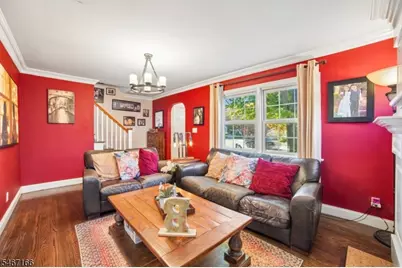 188 N Livingston Ave, Livingston Twp., NJ 07039 - Photo 4