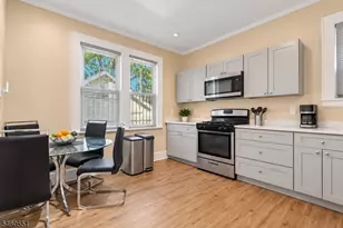 76 W Grove Terrace, Irvington, NJ 07111 - Photo 4