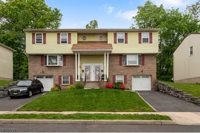 34 Meyerhoff Pl #B, Oradell, NJ 07649 - Photo 2