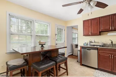 34 Meyerhoff Pl #B, Oradell, NJ 07649 - Photo 6