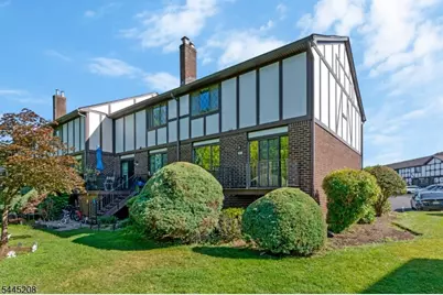 182 Wildflower Ln, Hillsborough Township, NJ 08844 - Photo 30
