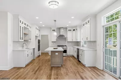 3 Coryell Ct, Raritan Township, NJ 08822 - Photo 12