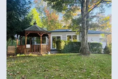 367 Summit Rd, Mountainside, NJ 07092 - Photo 4