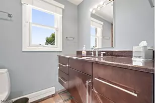 4 Tremont Terrace, Livingston, NJ 07039 - Photo 32
