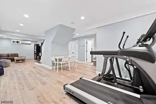 4 Tremont Terrace, Livingston, NJ 07039 - Photo 36