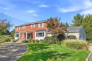 4 Tremont Terrace, Livingston, NJ 07039 - Photo 1