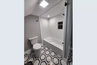93 Hughes St #5, Maplewood, NJ 07040 - Photo 12