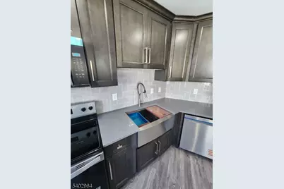 93 Hughes St #4, Maplewood, NJ 07040 - Photo 6