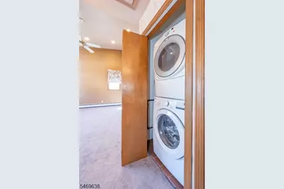 214 Newark Ave #2, Lyndhurst Township, NJ 07071 - Photo 14