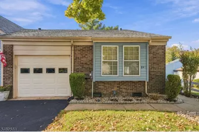 2A John Adams Ct, Monroe Township, NJ 08831 - Photo 2