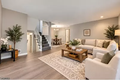 105 Wimbledon Sq, Washington Township, NJ 07840 - Photo 2