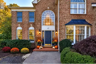 47 Wyckoff Dr, Union Township, NJ 08867 - Photo 2