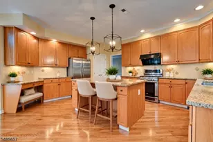 47 Wyckoff Dr, Union Township, NJ 08867 - Photo 6
