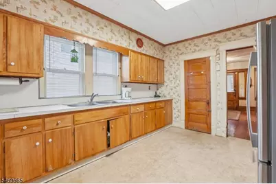 37 Gould Pl, Caldwell, NJ 07006 - Photo 14