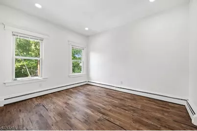94 Eaton Pl, East Orange, NJ 07017 - Photo 10