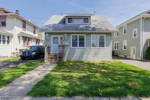 427 Robins St, Roselle, NJ 07203 - Photo 1
