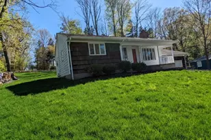 6 W Windy Bush Ln, Sparta Township, NJ 07871 - Photo 4