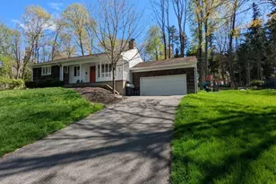 6 W Windy Bush Ln, Sparta Township, NJ 07871 - Photo 2