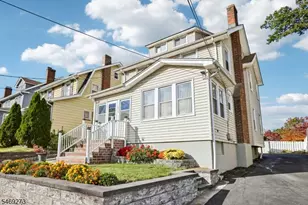 163 Maple St, West Orange Township, NJ 07052 - Photo 2