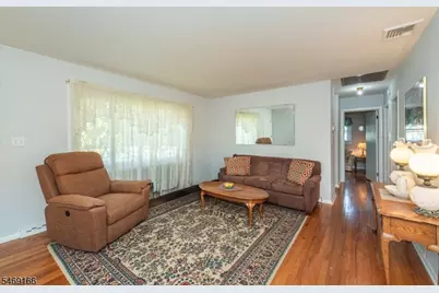 912 Colfax Ave, Pompton Lakes, NJ 07442 - Photo 4