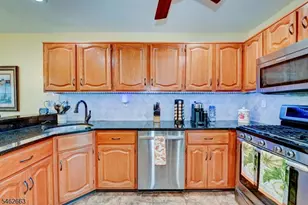 275 Morning Glory Ct, Readington, NJ 08889 - Photo 18
