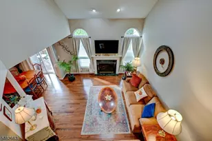 275 Morning Glory Ct, Readington, NJ 08889 - Photo 4