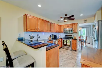 275 Morning Glory Ct, Readington, NJ 08889 - Photo 14