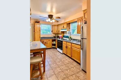361 Halsted St, East Orange, NJ 07018 - Photo 6
