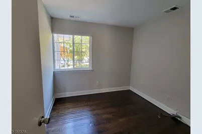 58 Bentley Ct, Bedminster Township, NJ 07921 - Photo 10