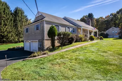 88 Old Farmers Rd, Washington Township, NJ 07853 - Photo 36