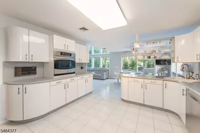 34 Reston Rd, Wayne, NJ 07470 - Photo 4