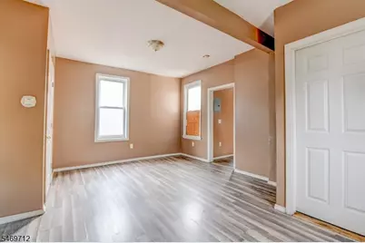 439 S 18th St, Newark, NJ 07103 - Photo 4