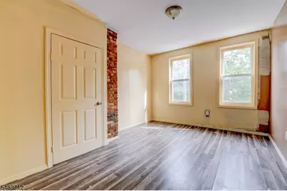 439 S 18th St, Newark, NJ 07103 - Photo 16
