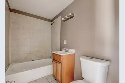 439 S 18th St, Newark, NJ 07103 - Photo 10