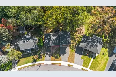 58 Hilltop Ter, Bloomingdale, NJ 07403 - Photo 2