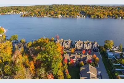 508 Mariners Pt, Hopatcong, NJ 07843 - Photo 4