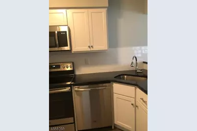 41 Hyde Ct, Bedminster Township, NJ 07921 - Photo 6