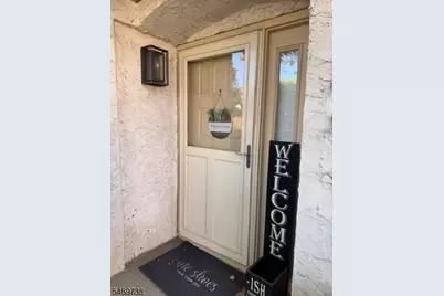 71 Park Gate Dr, Edison, NJ 08820 - Photo 2