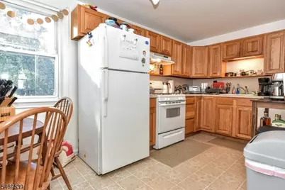 44 Ekings Ave, Hawthorne, NJ 07506 - Photo 20
