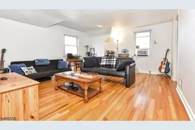 44 Ekings Ave, Hawthorne, NJ 07506 - Photo 18
