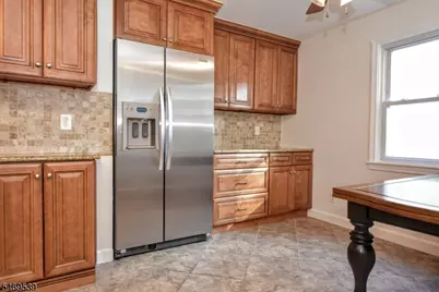 44 Ekings Ave, Hawthorne, NJ 07506 - Photo 10