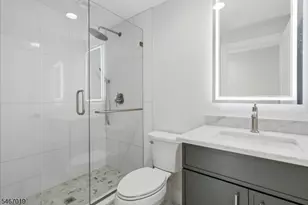 31 Ashwood Dr, Livingston, NJ 07039 - Photo 12