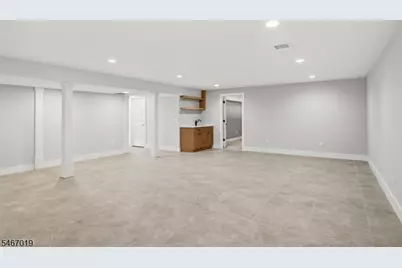 31 Ashwood Dr, Livingston, NJ 07039 - Photo 26