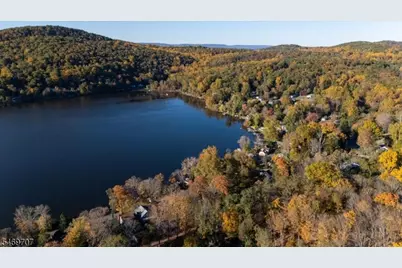 32 Lakeside Dr E, Liberty Township, NJ 07823 - Photo 42