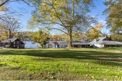 32 Lakeside Dr E, Liberty Township, NJ 07823 - Photo 30