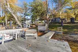 32 Lakeside Dr E, Liberty Township, NJ 07823 - Photo 36
