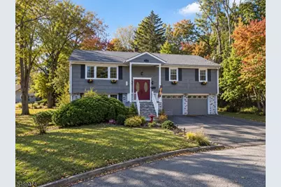 19 Nugent Pl, Westwood, NJ 07675 - Photo 2